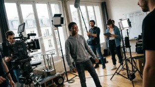 image_base64_693a7efeeacdc